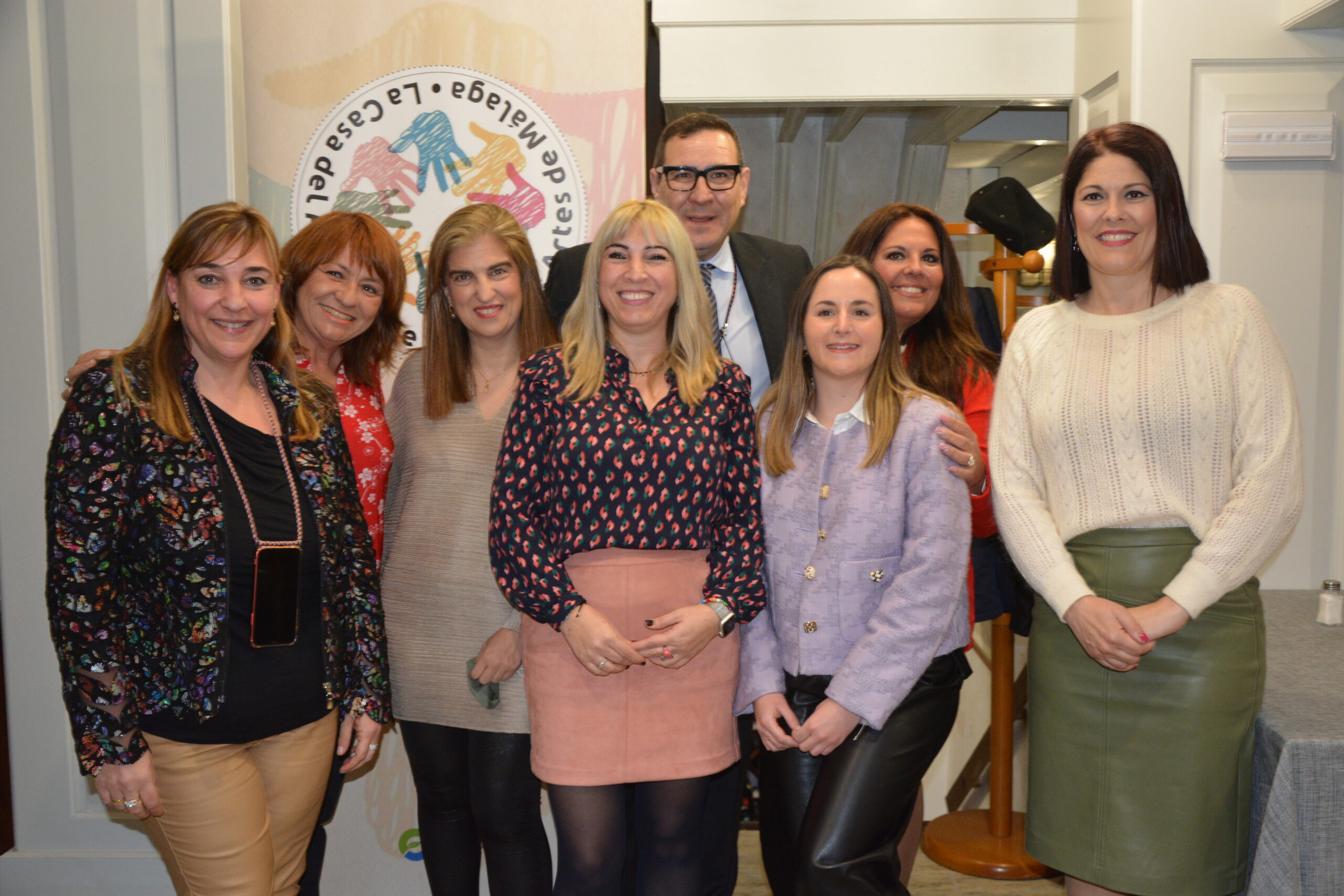 Málaga se rinde a la Primera Tertulia de la Casa del Artista y las Bellas Artes de Málaga con motivo del 8M